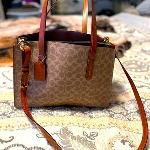 Like new Coach purse